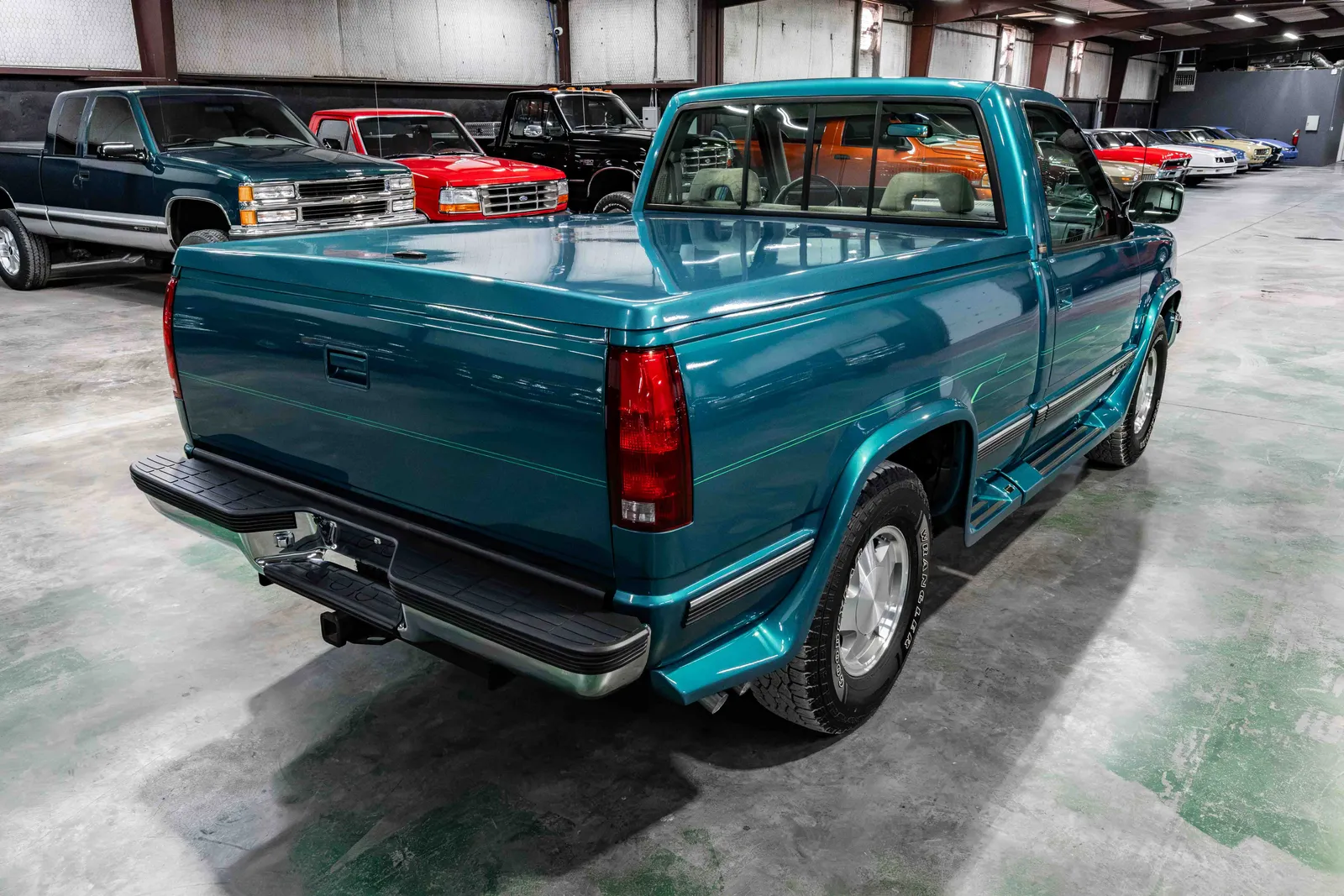 1993-Chevrolet-K1500-Bright Teal Metallic-189857-37.jpg